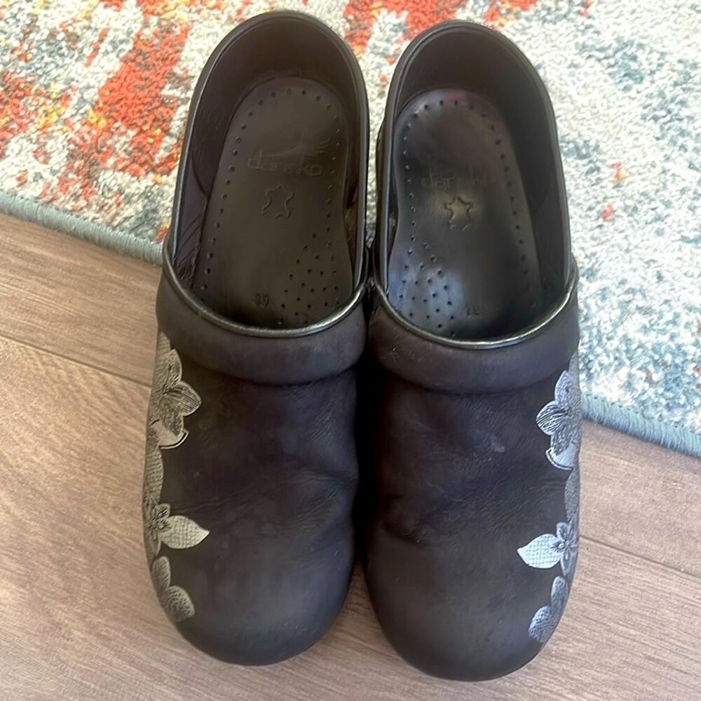 DANSKO metallic floral woman's professional clogs